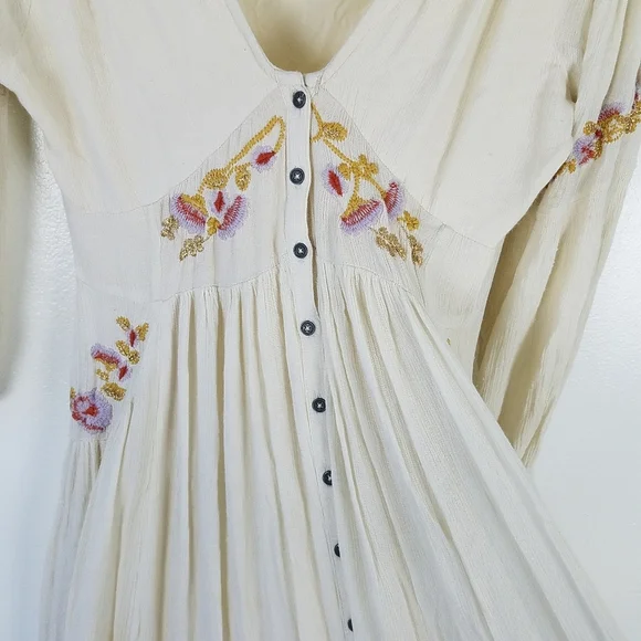 Free People Fay Glow Embroidered Boho Peasant Midi Dress in Cream Size Small - Picture 6 of 14